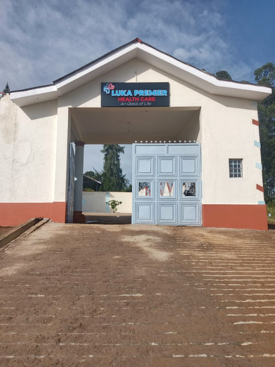 Luka Premier Health Care entrance
